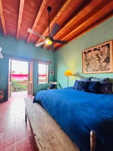 Posada de la cruz#3 - Santa Rosa de Jáuregui