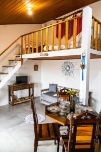 Aptos exclusivos com varanda ou terraço com Pôr do sol, cozinha privativa e equipada, Wi-Fi 600MBs, a 700m da praia de Itapirubá e 1km da BR-101