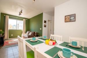 Apto no Centro de Balneário Camboriú CR9789