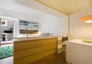 Cosy Studio Santos, Calm street, Embassies Area