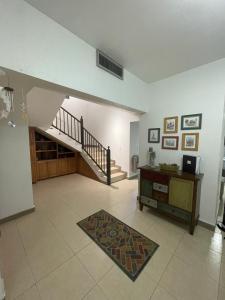 Plácida casa cerca del consulado a 1500 metros del consulado americano