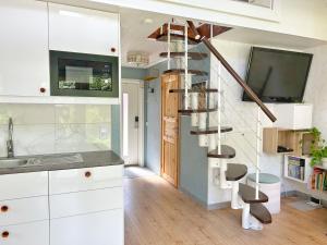 The Blomsholm Cabin - Recharge Your Electric Car