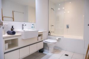 Brisbane City Luxury Riverfront Apartments