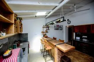 Vero Homestay Galle- Your Home Away From Home! - Narawala