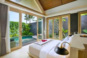 Wirasana 1 BR Private Pool Smart Villa With Jacuzzi ZN262