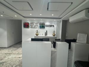 MastiffMandavya Dharamkot, McLeodganj