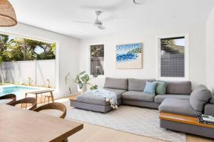 Cabablanca - New Coastal Home, Cabarita Beach