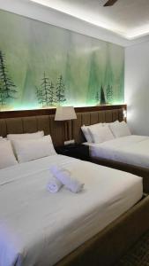Homey Deluxe Room, Privately Owned at The Forest Lodge by Mist and Pine