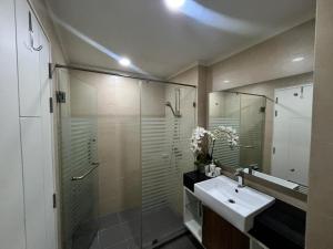 Dusit Grand Park 1 2 bedrooms