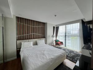 Dusit Grand Park 1 2 bedrooms