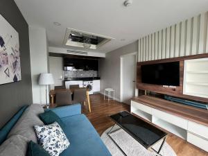 Dusit Grand Park 1 2 bedrooms