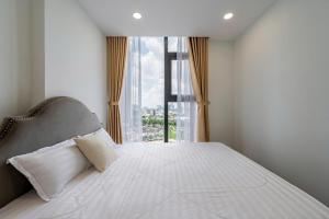 Eco Green 2PN luxury view Landmark 81