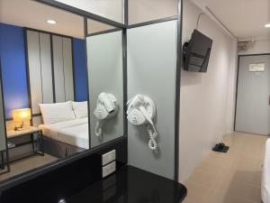 Regent Ngamwongwan Hotel