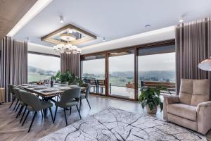 Villa Lawendowy Prestige- balia, sauna, bilard