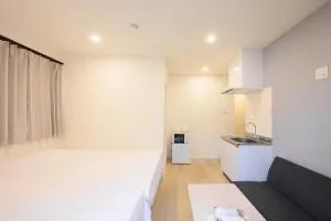 Oku Apartment - Tokyo