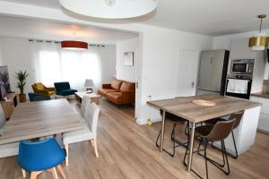 Maisons d'hotes maison spacieuse et au calme : photos des chambres