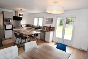 Maisons d'hotes maison spacieuse et au calme : photos des chambres