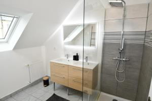 Maisons d'hotes maison spacieuse et au calme : photos des chambres