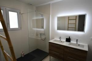 Maisons d'hotes maison spacieuse et au calme : photos des chambres