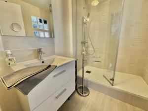 Appartement près du port centre et plage - Vue mer