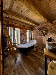 Dworzec Tleń - Stara Rzeka