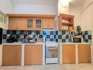 Lónyay Riverside Apt AC Comfort by the Danube