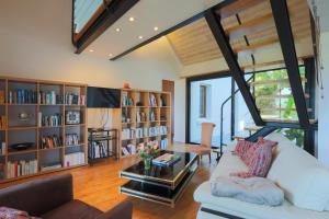 Maison Chevoir pieds dans leau