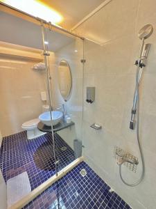 Phòng Giường Đôi có Ban công và Nhìn ra Biển (Double Room with Balcony and Sea View)