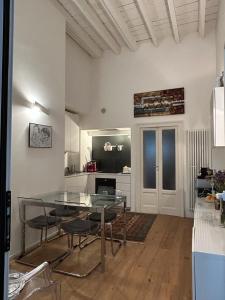 Cozy Apartment Near Bocconi