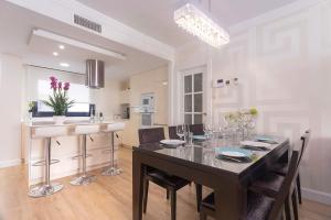 Genteel Home Velazquez Granada