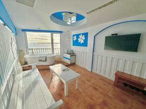 Suite Nhìn Ra Biển (Suite with Sea View)