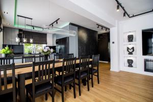 HouseCube, Bar , prywatne Kino, Bilard , Luxus