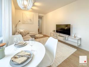 Bright & Cozy Apartment