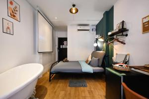Saigon Hideout Home with Self-check-in