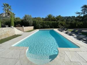 VILLA LA LOUBIANE VI4428 By Riviera Holiday Homes