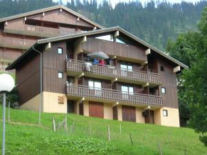 Appartements Studio confortable a Chatel - 4 pers, balcon, parking et WiFi - FR-1-198-237 : Studio