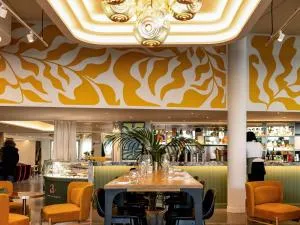 巴黎普尔曼中心 - 贝西 - 蒙特勒伊