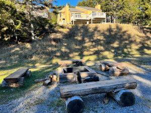 Wabasso 1 Covered Parking Convenient Location WiFi Deck