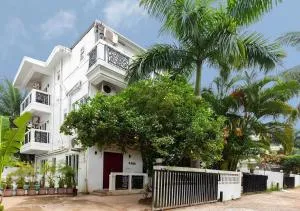 VILLA M - WHITE CASTLE 'B' Vagator 4BHK Private Pool, Breakfast Included - Assagao