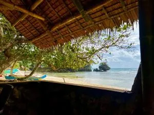 Tagosilangan Beach House - Duyong
