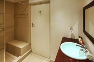 Klopdisselboom, Langebaan, 10-sleeper