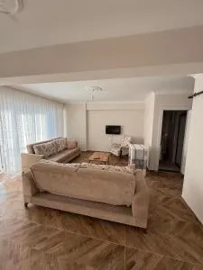 İlkay suit - 班德尔马