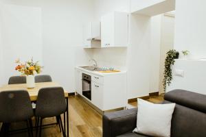 Chiaia Exclusive Apartment