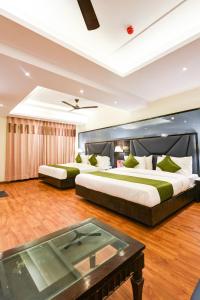 Hotel Geet Deluxe Near Connaught Place and New Delhi Railway Station