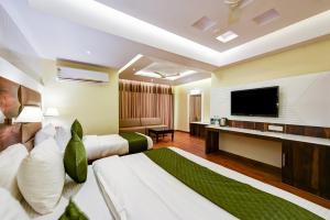 Hotel Geet Deluxe Near Connaught Place and New Delhi Railway Station