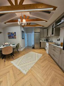 Little Cottage Oassis