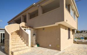 Amazing Home In Ragusa