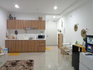 The Cozy Haven 4 Unique Studio Private Parking