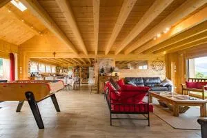 Savoyard chalet of 300m in Albiez - 艾尔比蒙通