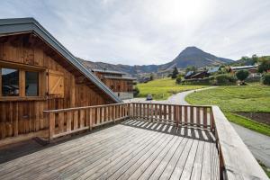 Savoyard chalet of 300m in Albiez